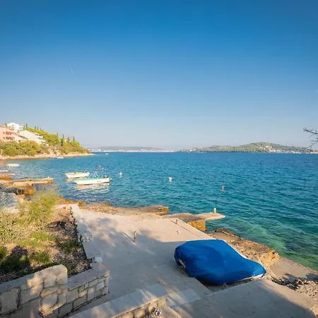 Apartment By The Sea Seget Vranjica, Trogir - 6094 *