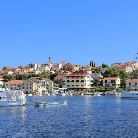 Apartment By The Sea Seget Vranjica, Trogir - 6094 Seget Vranjica